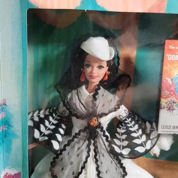 Barbie as Scarlett O’Hara 1994 Hollywood Legends Black N White Dress - Picture 2 of 8